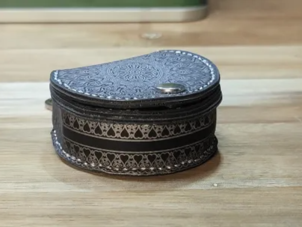 Small Coin Pouch (for lunch money!)