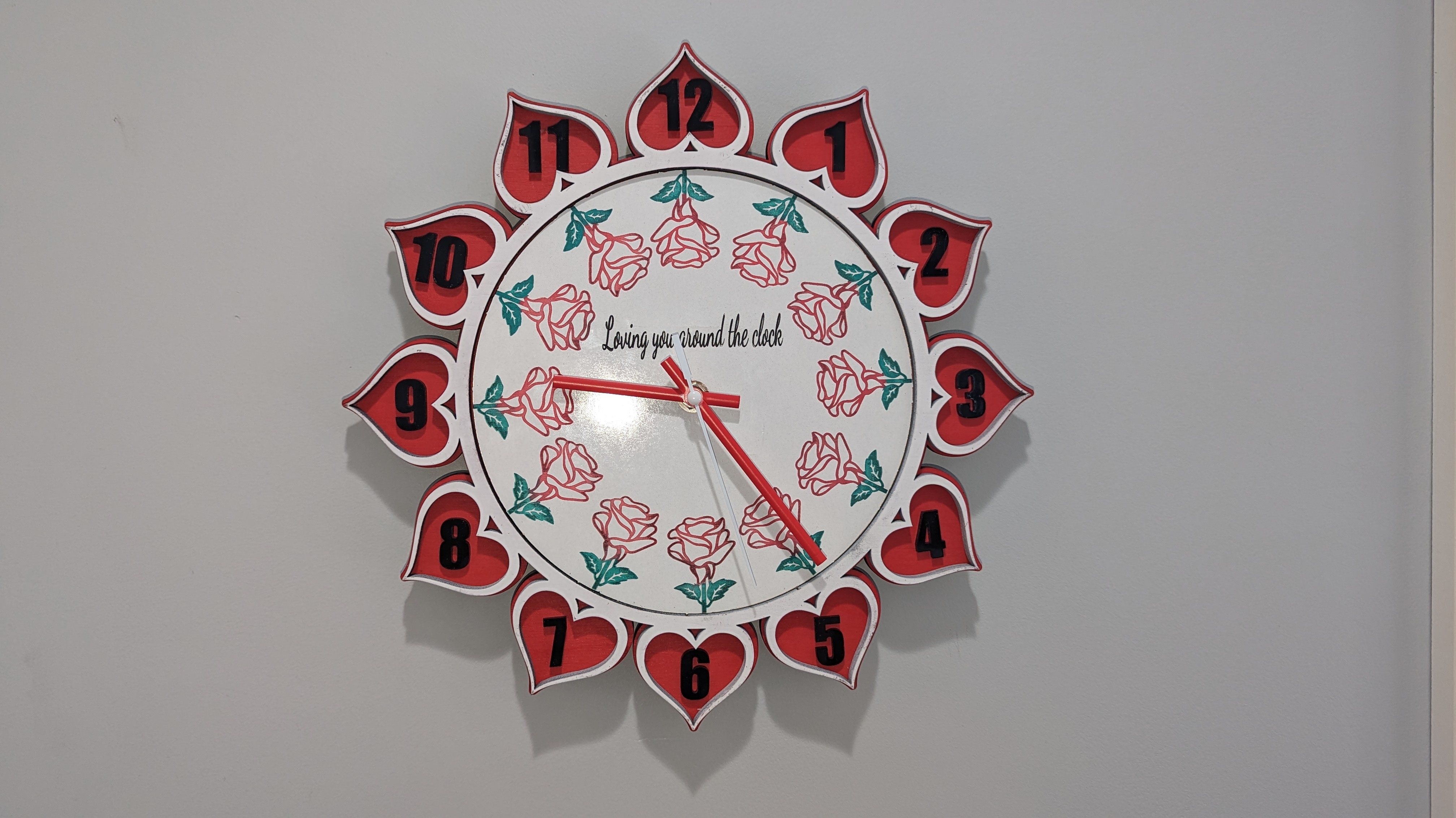 Valentine's Themed Kitchen Wall Clock kitchen wall art and decor idea