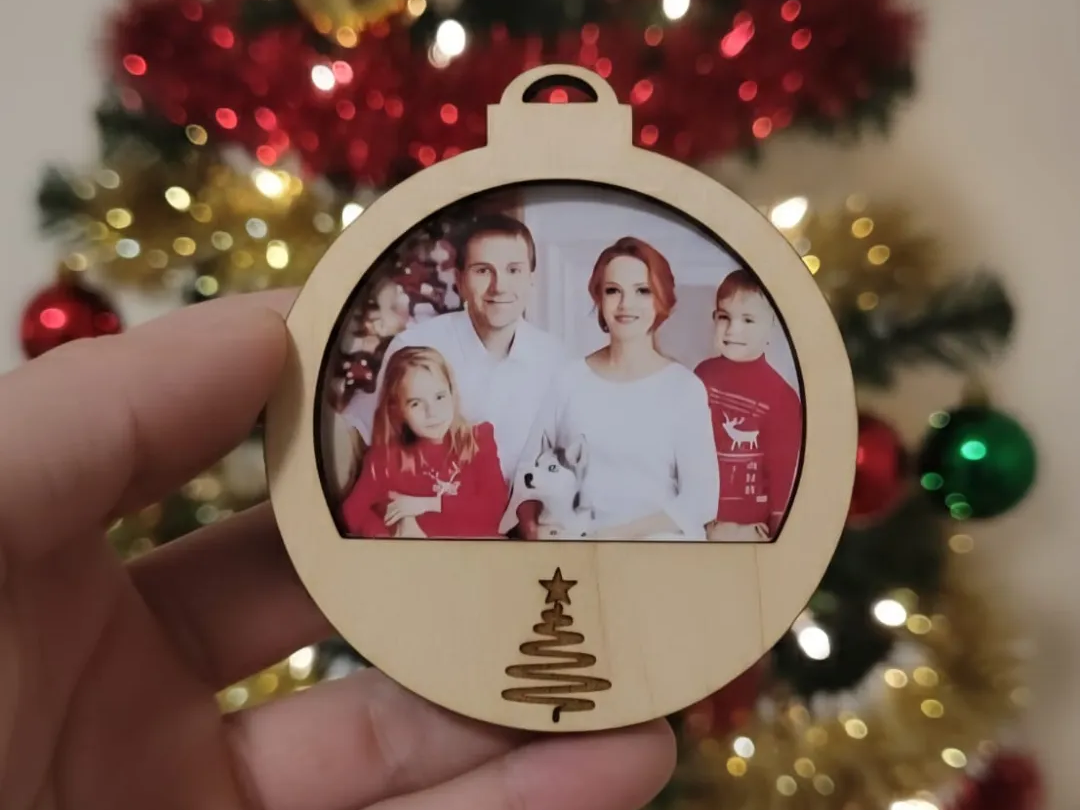 Christmas Ornament Photo Frame with Tree Design photo frame design