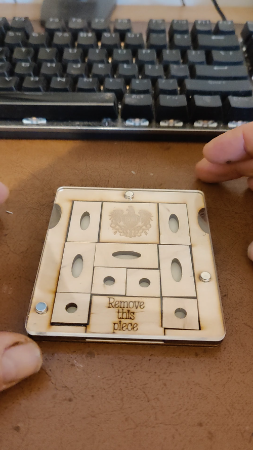 [Laser cut and engrave] Wooden Sliding Block Puzzle. The Huarong Pass Brain Teaser. Travel version