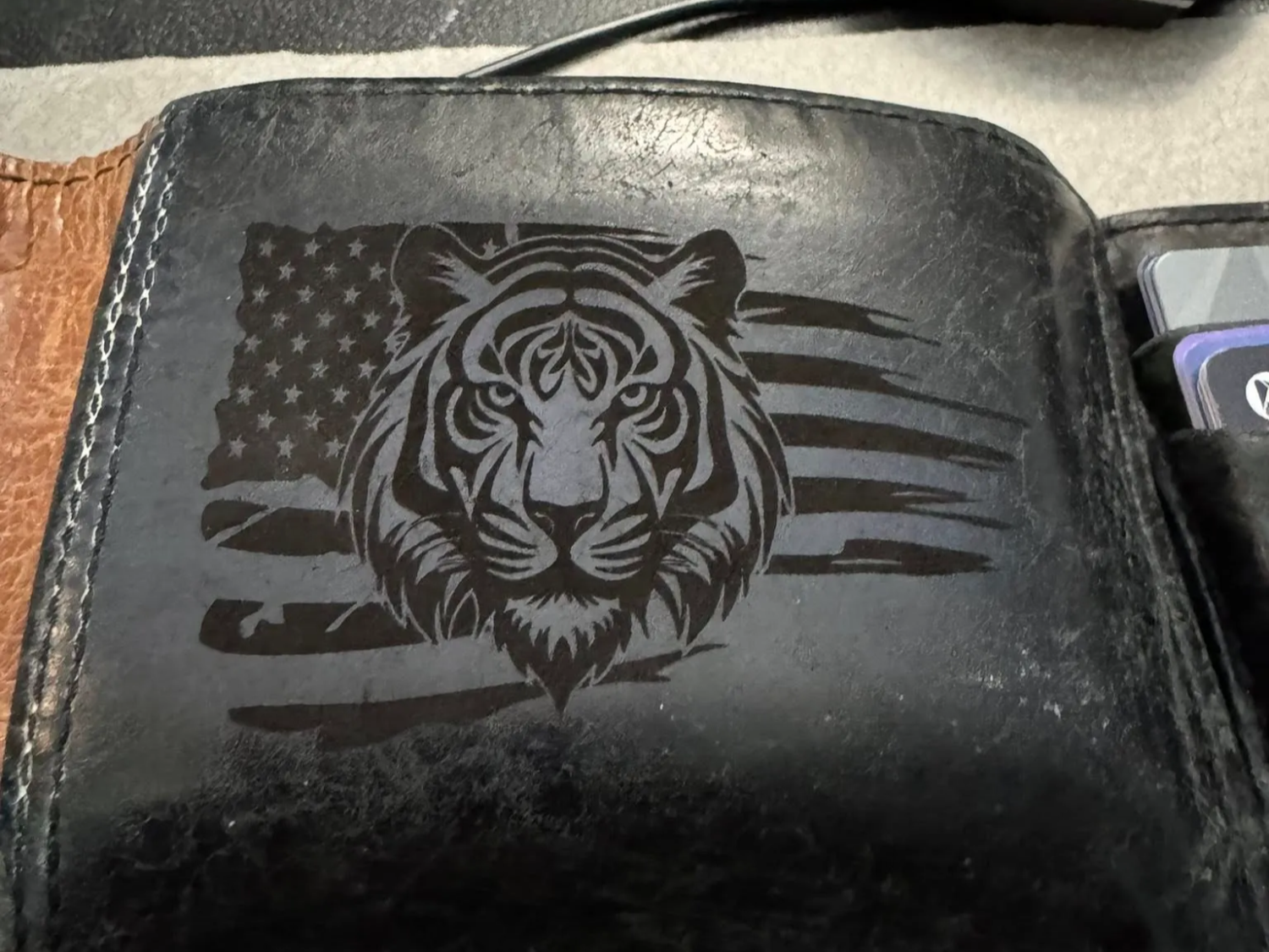 Black Leather Wallet with Tiger and American Flag Design boyfriend birthday gift idea