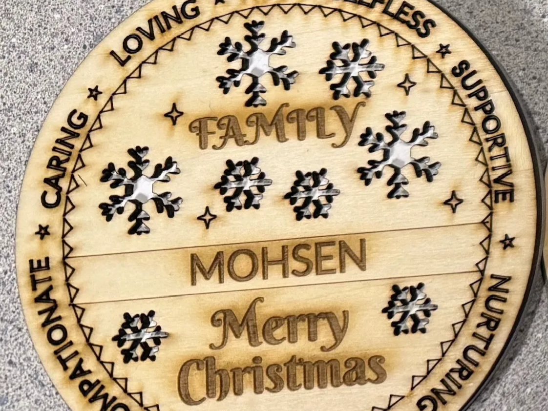 Family Christmas Ornament ceiling Christmas decoration idea