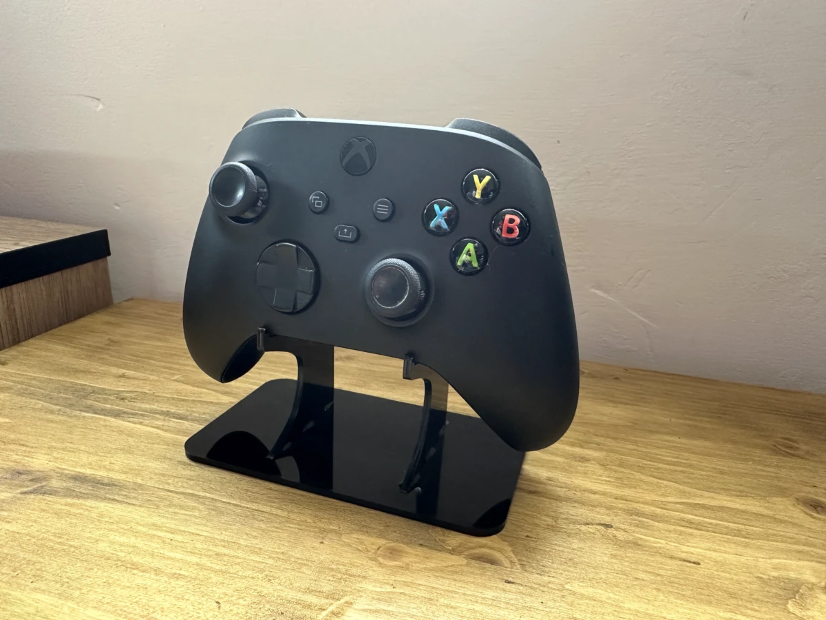 Acrylic PS5/Xbox Controller Stand boyfriend birthday gift idea