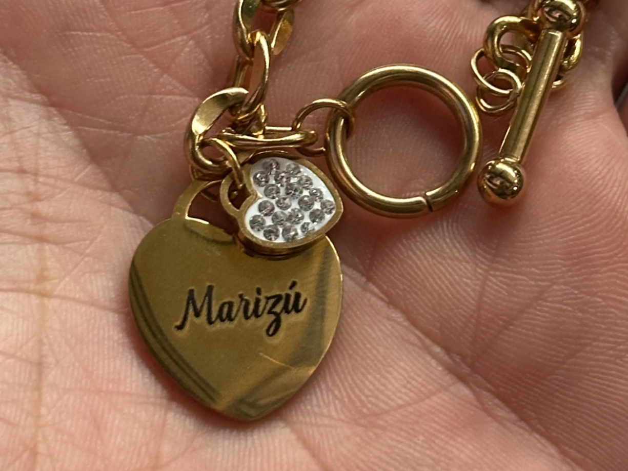 Engraved Gold Heart Charm Bracelet gift design