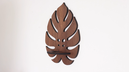 [Laser cut and engrave] Leaf-shaped wooden wall decor with plant holder
