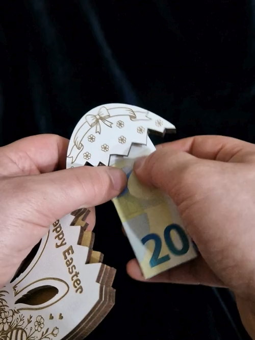 [Laser cut and engrave] Easter Egg Money Holder Ornaments