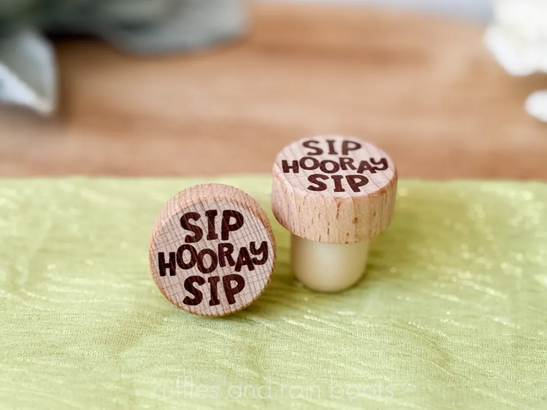 "Sip Sip Hooray": tapón de corcho para botella de vino