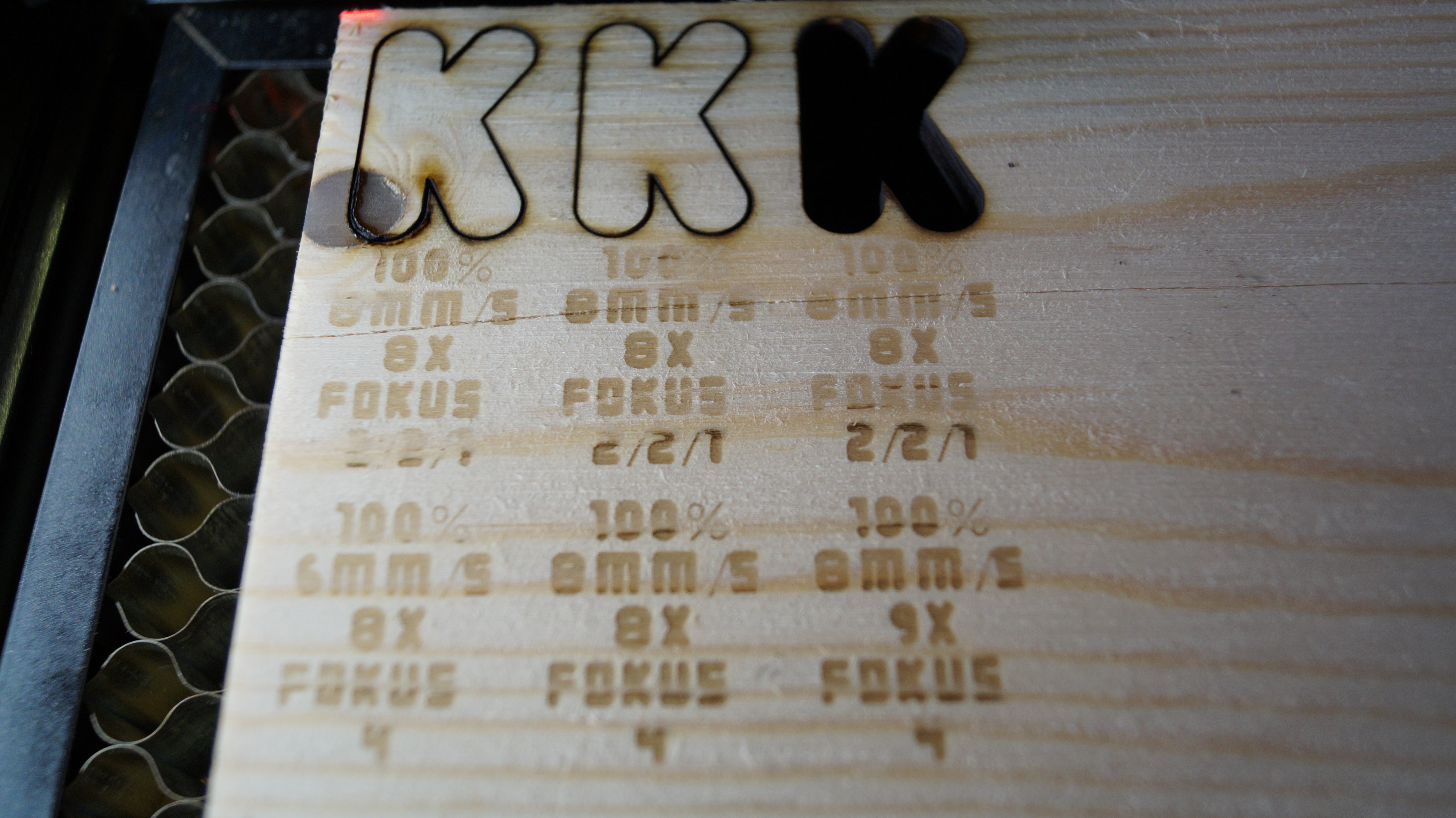 Cutting 20 mm Wood with the M1 Ultra – Layered Focus Workaround