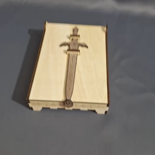 [Laser cut and engrave] Coffret en bois avec épée et bouclier médiévaux