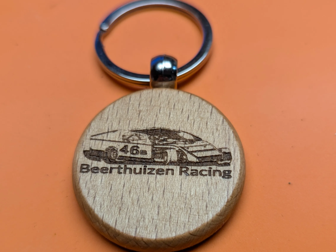 Beerthuizen Racing wooden keychain with car engraving sports keychain design