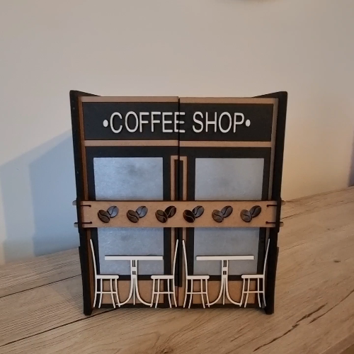 [Laser cut and engrave] Décoration murale en bois gravé laser Coffee Shop avec café et chaises
