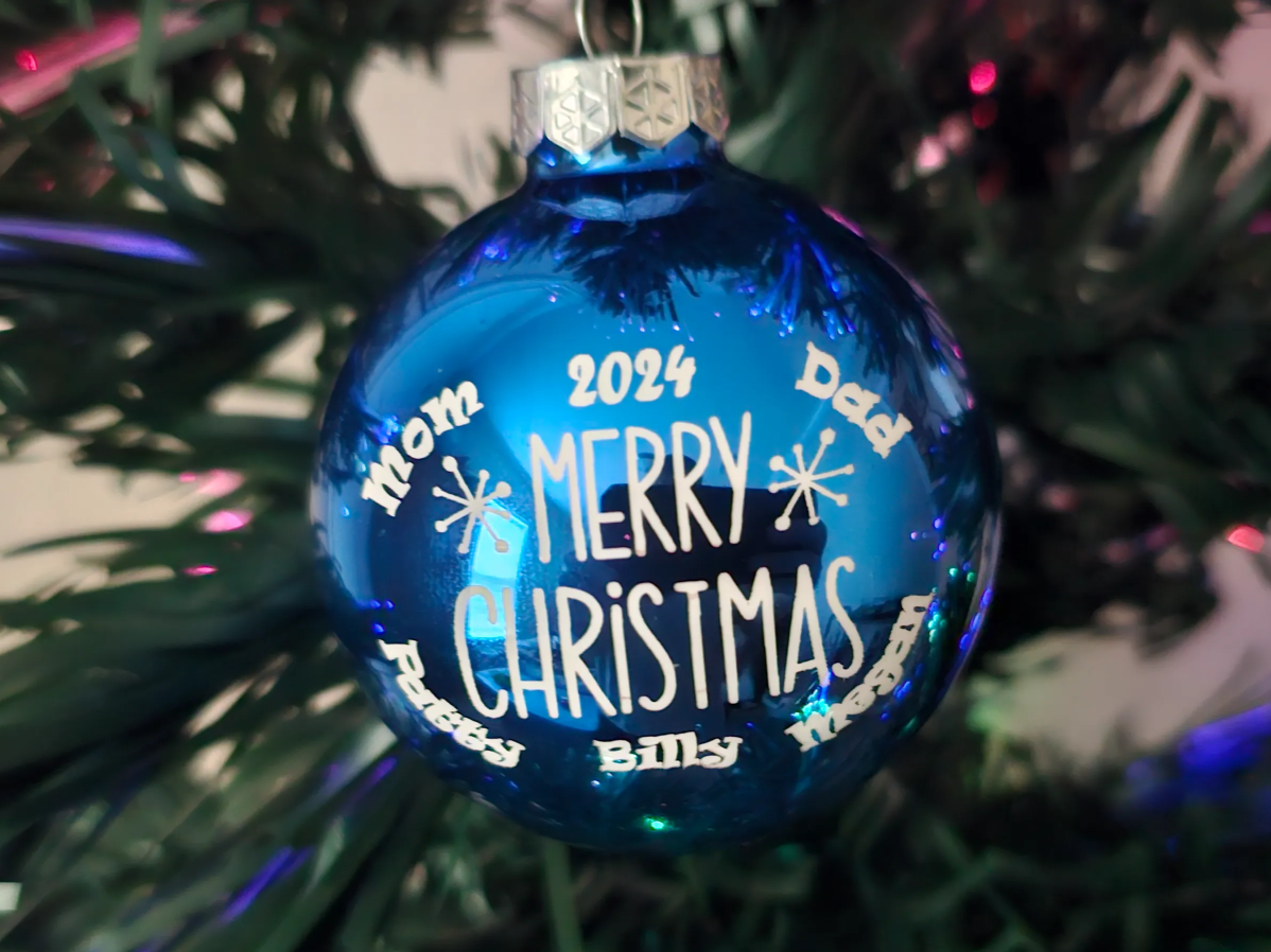 Customized Christmas Ornament with the Whole Family christmas gift design