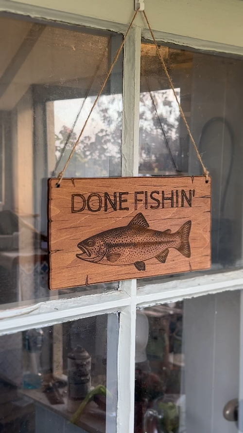[Laser cut and engrave] Reversible Done Fishin' and Gone Fishin' Rustic Wooden Hanging Sign / Wall or Door Hanger