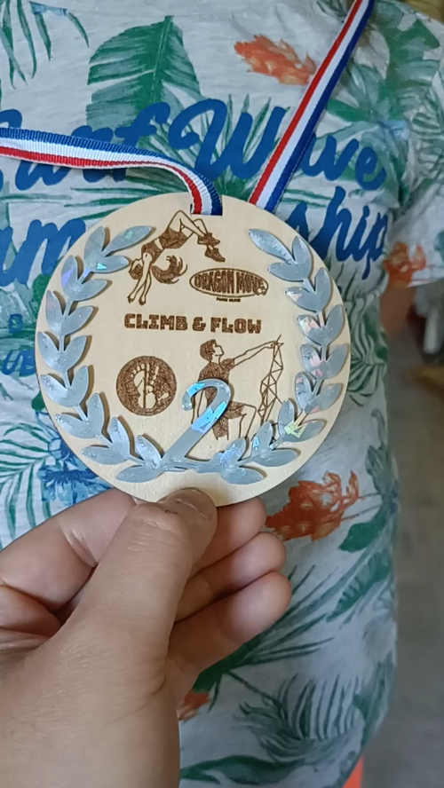[Laser cut and engrave] Médaille Multicouche 2eme place