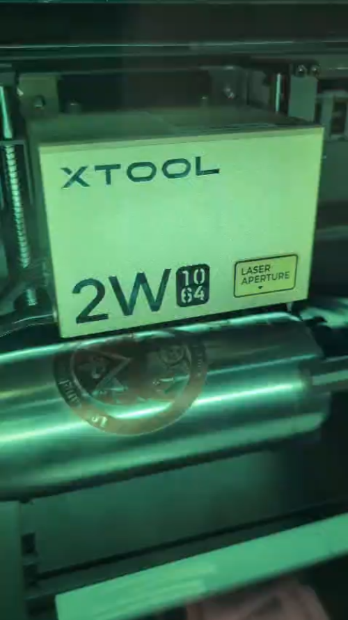 [Laser cut and engrave] Bouteilles isothermes en acier inoxydable avec logo personnalisé