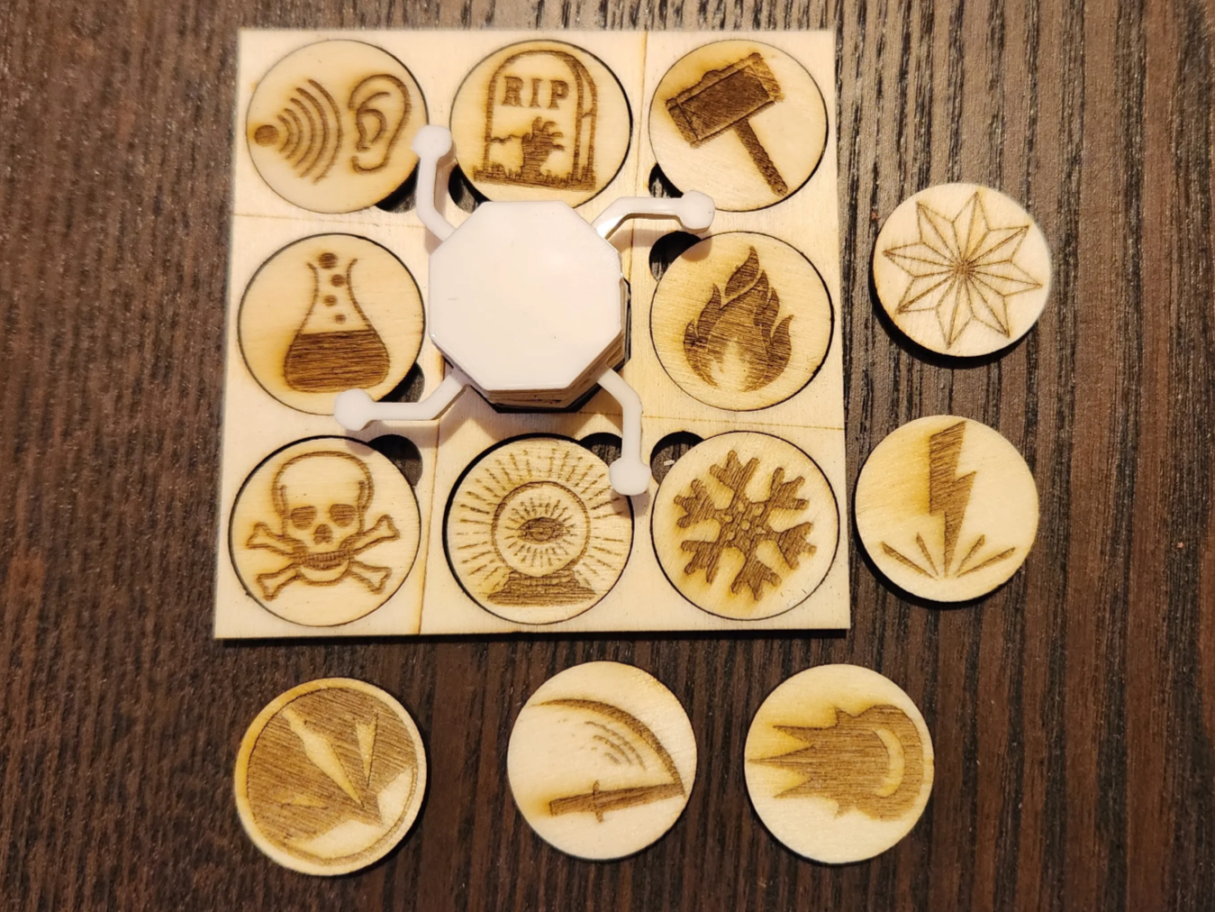 D&D Damage Tokens Set gift idea