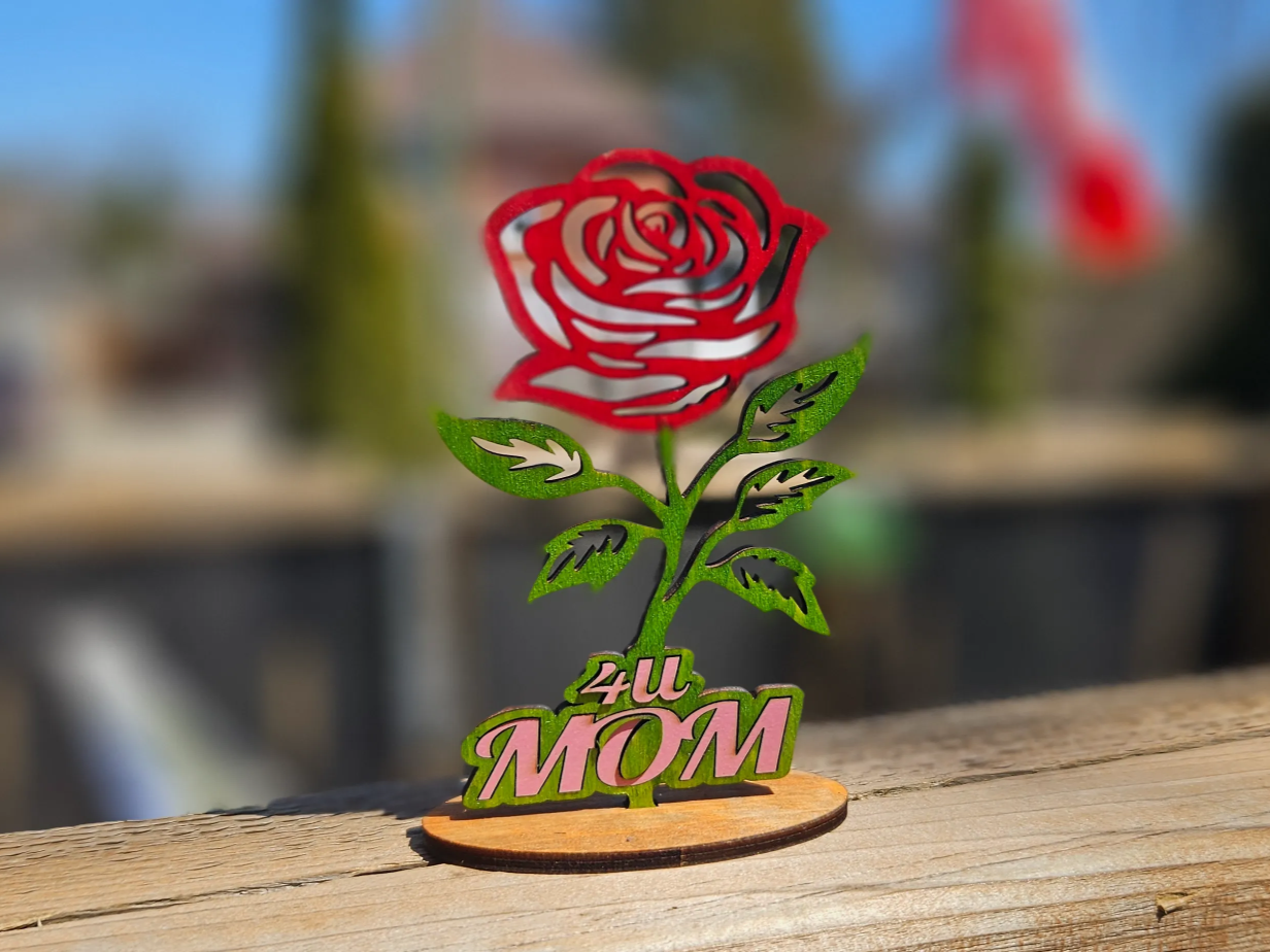 Wooden Rose Sculpture with '4U Mom' Text gift for mom idea