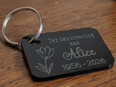 Memorial Keychain with Tulip Motif memorial sympathy gift design