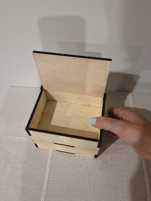 [Laser cut and engrave] Laser Cut Wooden Music Box with Musical Notes Engraving