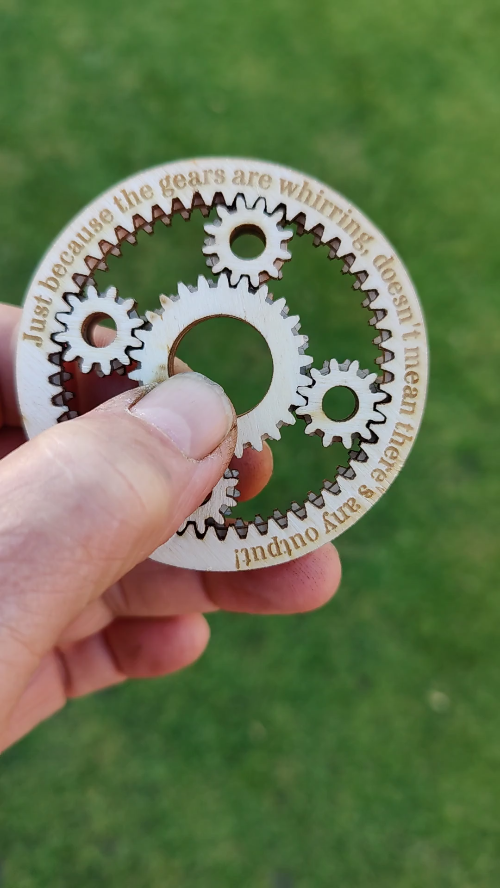 [Laser cut and engrave] Wooden fidget gear that spins in your hand