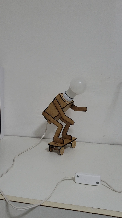 [Laser cut and engrave] Skater Lamp
