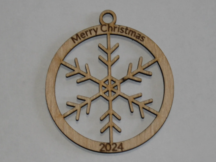 Merry Christmas Holzschneeflocke selbst gemachter Christbaumschmuck