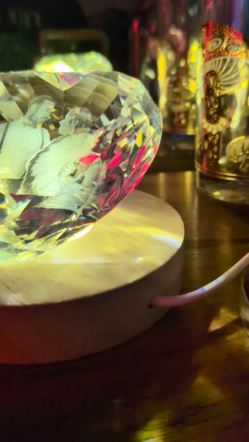 [Laser cut and engrave] Heart-Shaped Crystal Photo Inner Engraving on Wooden Base Light