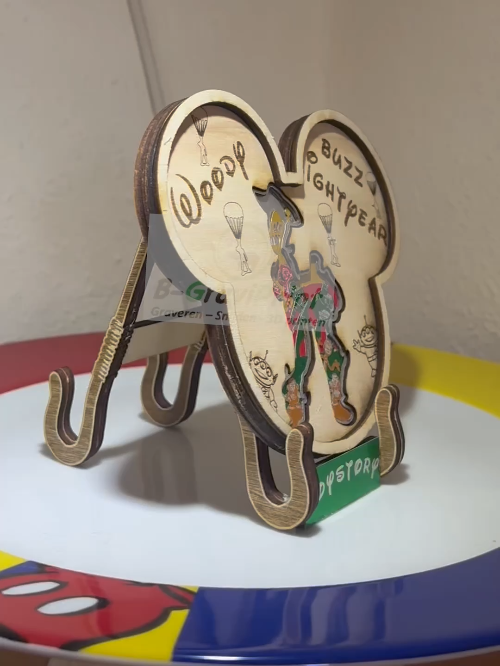 [Laser cut and engrave] Laser Cut Multilayer Buzz and Woody Toy Story Display Stand