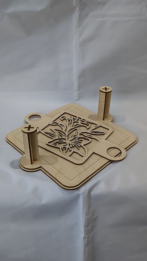 [Laser cut and engrave] Gift Napkins holder, kitchen decor, laser cutting design. Laser cut project, holiday table decor, vector template. Greeting holder, flowers pattern.