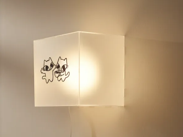 かわいい猫デザインのフロストキューブランプ