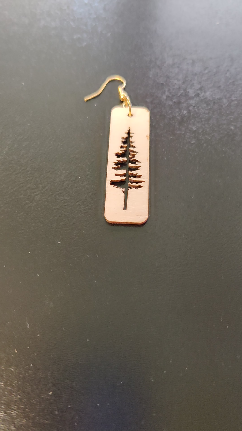 [Laser cut and engrave] Pierced Pine Tree Dangle Earrings