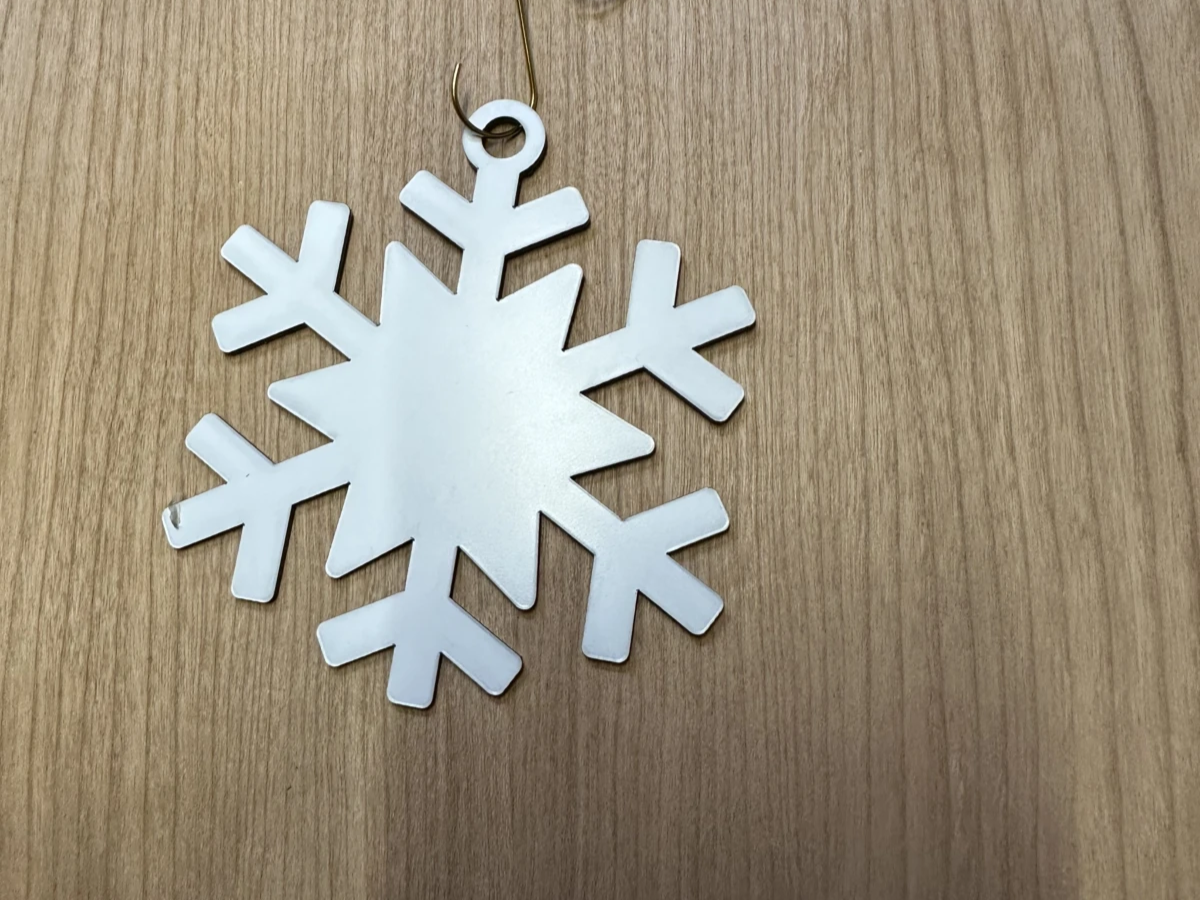 Snowflake Tree-Hanging Decoration ceiling Christmas decoration idea