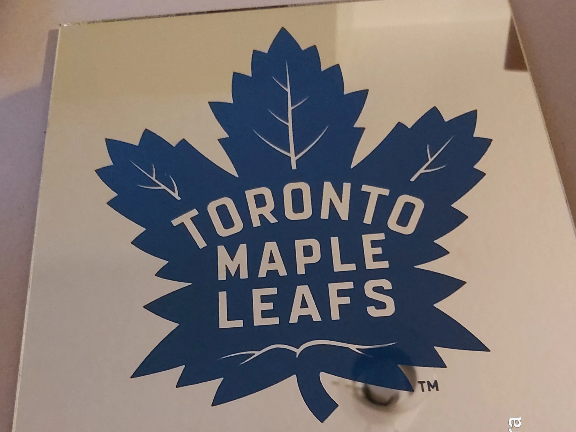 8x8 Toronto Maple Leaf Mirror sports logo design