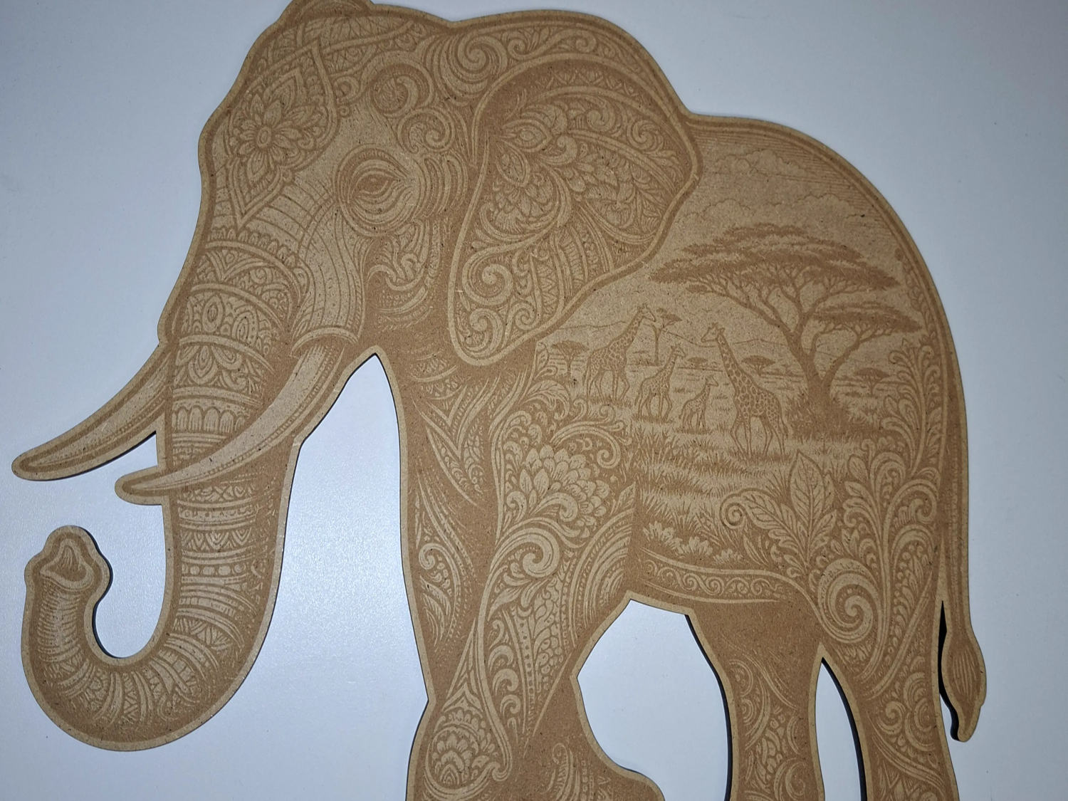 Mandala-Elefant Tiersilhouette Wandkunst