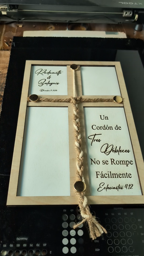 [Laser cut and engrave] Wooden Frame with Rope Cross and Spanish Inspirational Quote