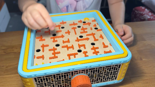 [Laser cut and engrave,Other] Logic-Based Arcade Game