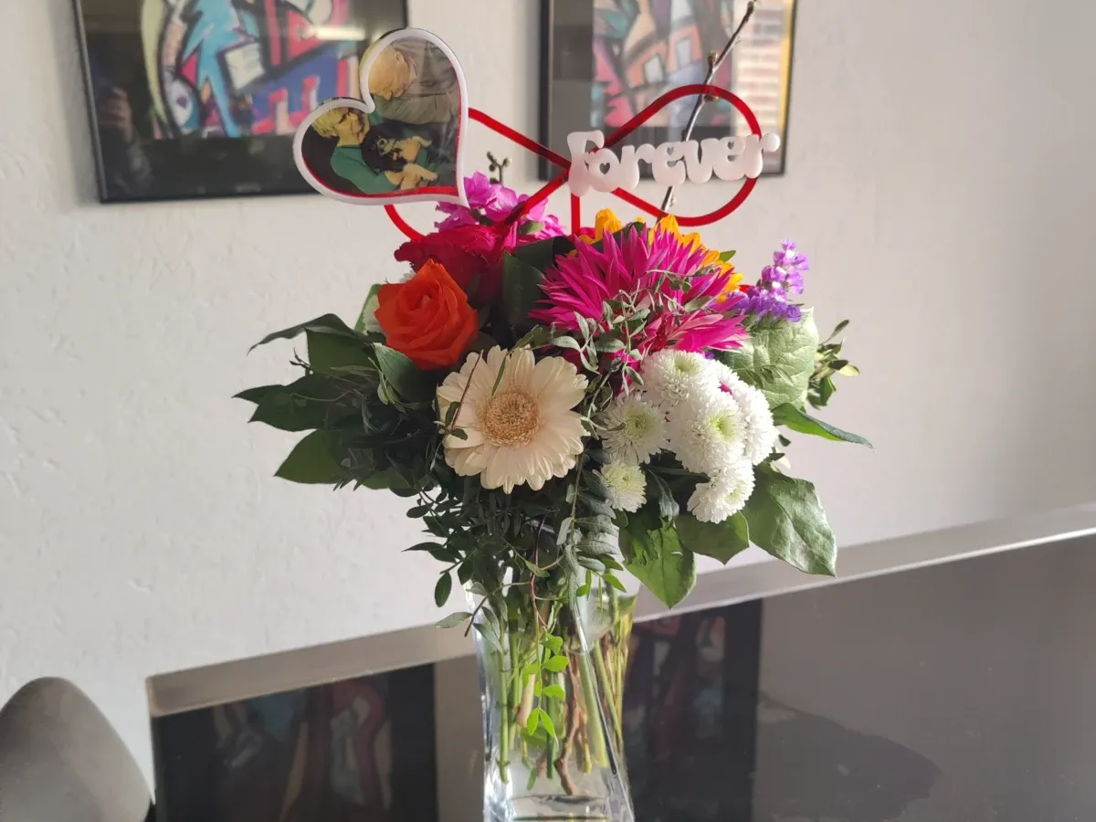 Infinity Flowertopper with photo insert.