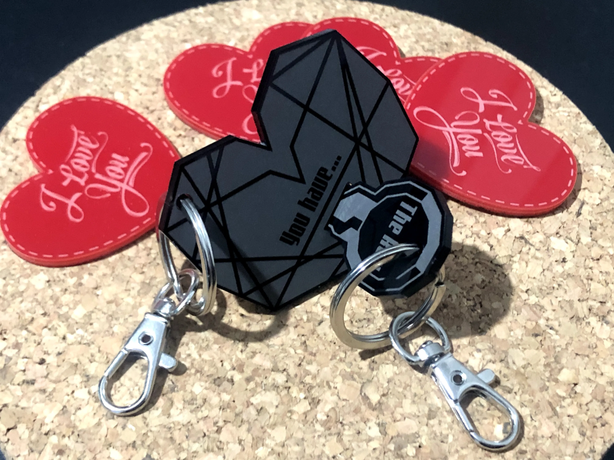 アクリルキーホルダーアイデア:お揃いキー&ハートキーリングセット