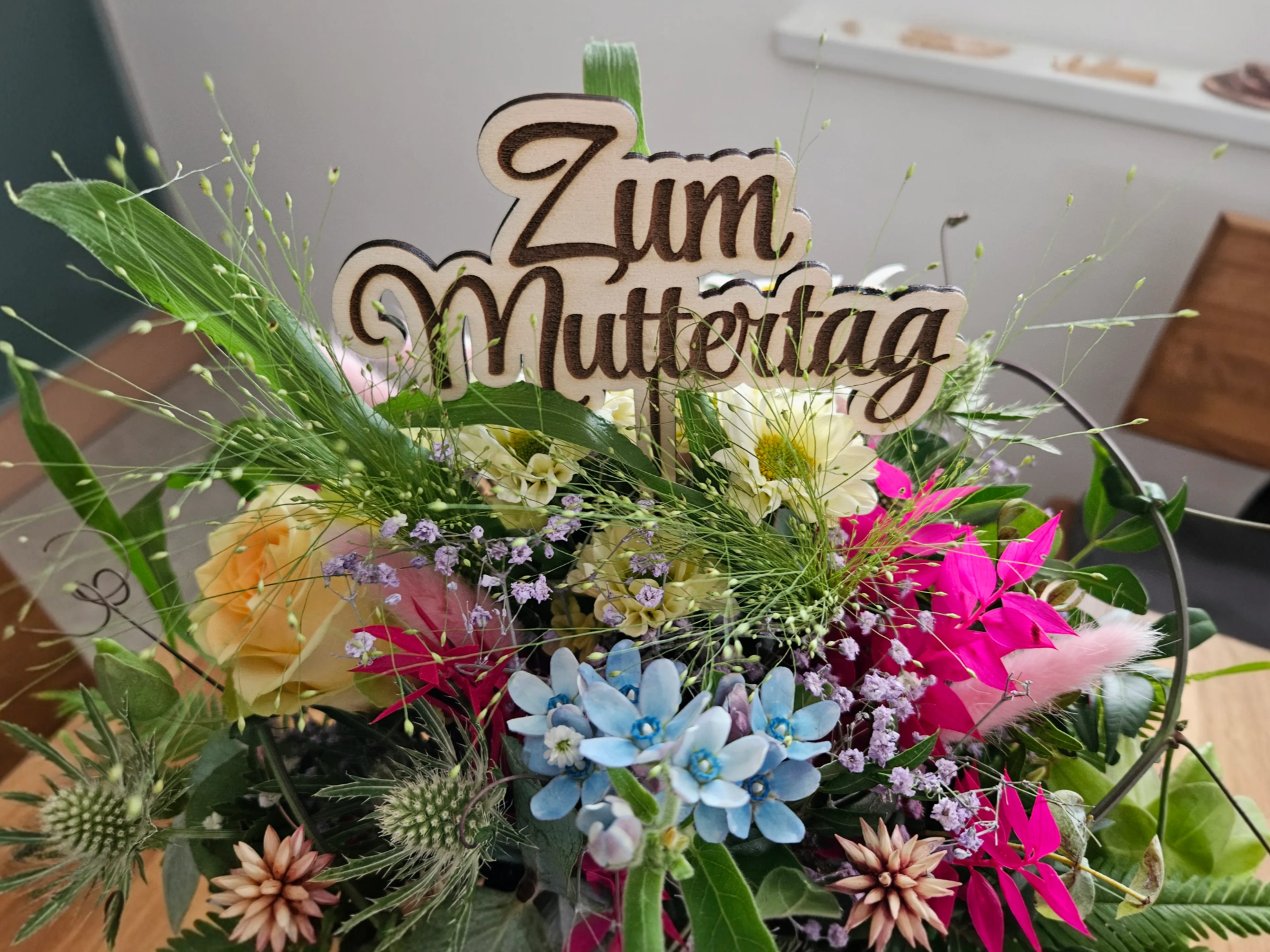 German Mother's Day cake topper stake