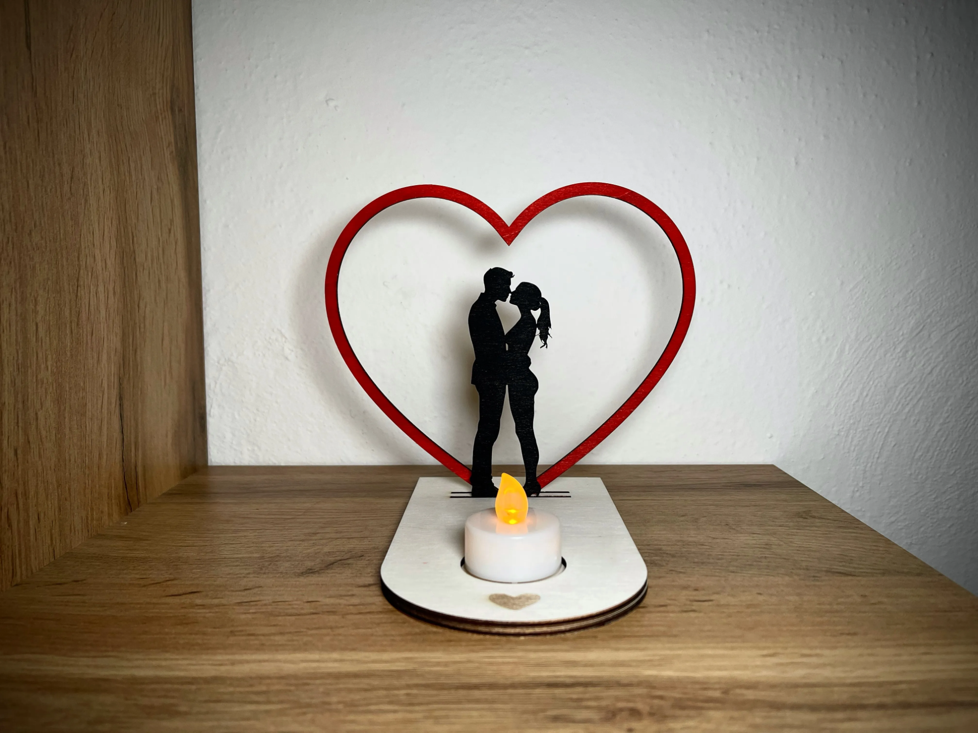 Romantic Tealight Holder with Couple Silhouette valentines day gift design