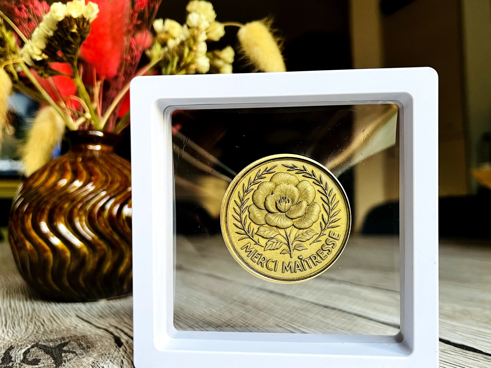 "Merci Maîtresse" Brass Piece teacher gift design