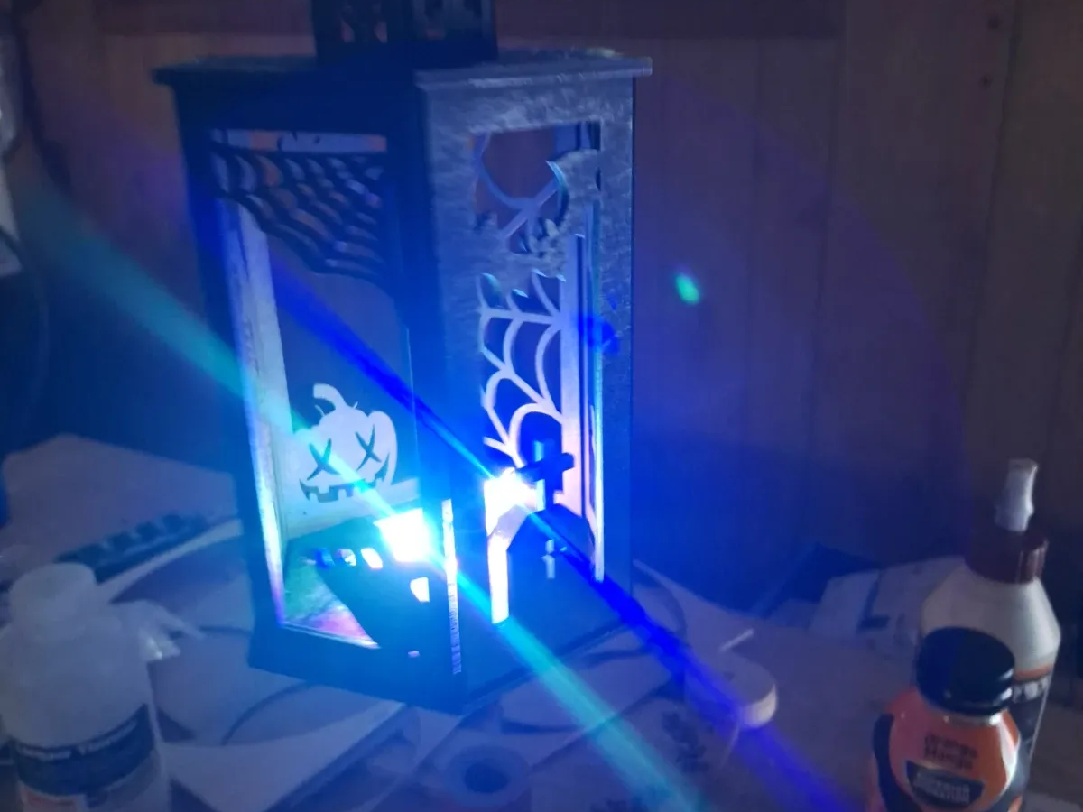 Lanterne Halloween, décoration d'Halloween pour extérieur découpée au laser