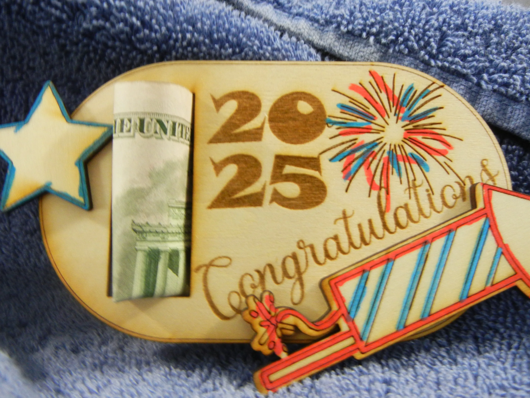 Class of 2025 Congratulation Monetary Wooden Decor graduation gift design