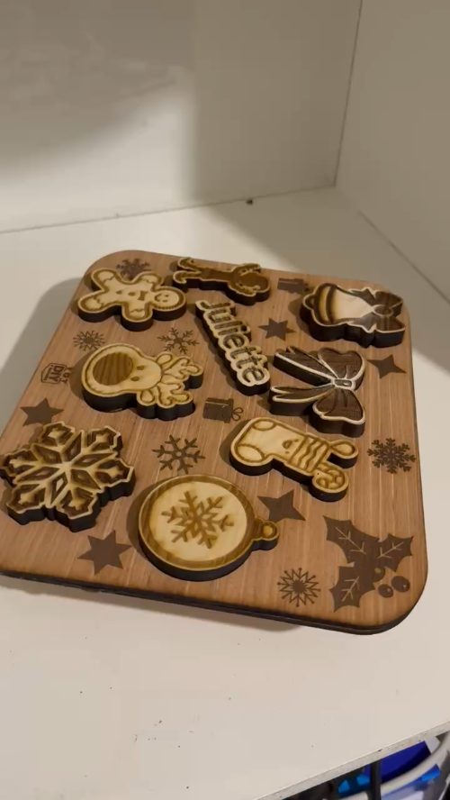 [Laser cut and engrave] Xmas puzzle for children 2 (Juliette) - The tree of a thousand lights