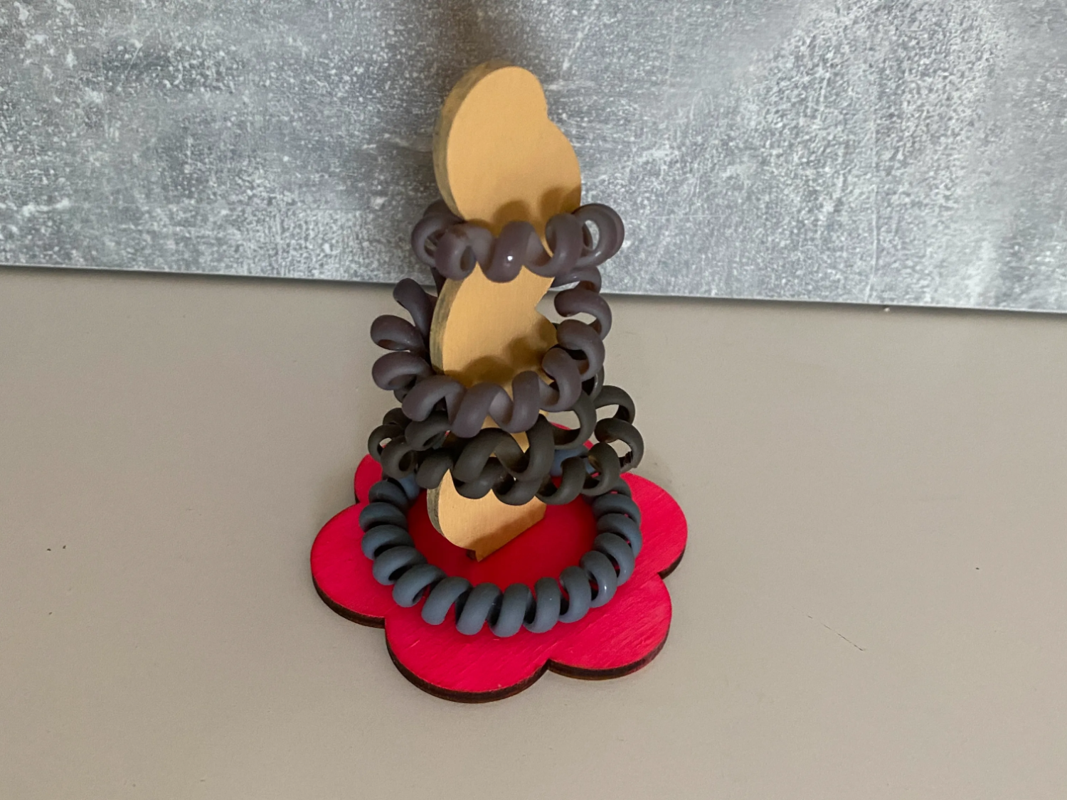 Idea regalo per la fidanzata: portaelastici per capelli