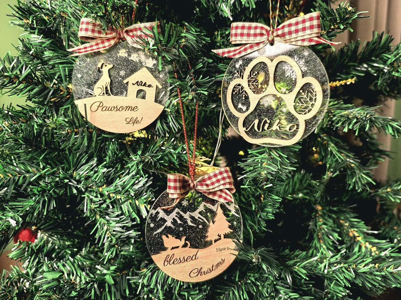 Acrylic Christmas Ball light up Christmas tree ornament idea
