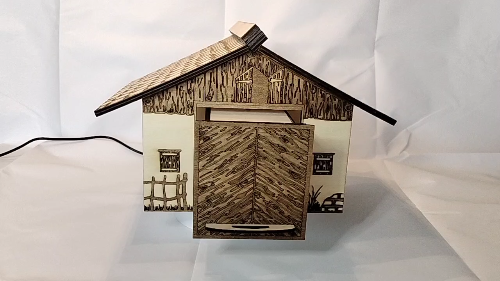 [Laser cut and engrave] Bird feeder - Swiss Alpine Chalet