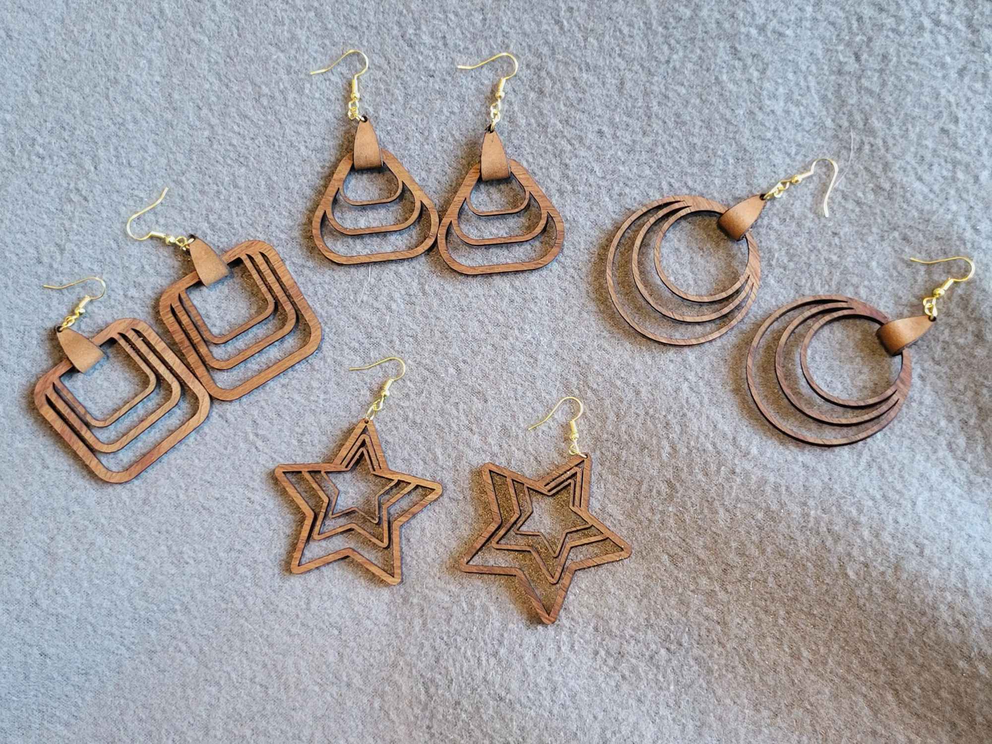 Geometric Wooden Dangle Earrings with Star, Circle, and Square Designs earring design