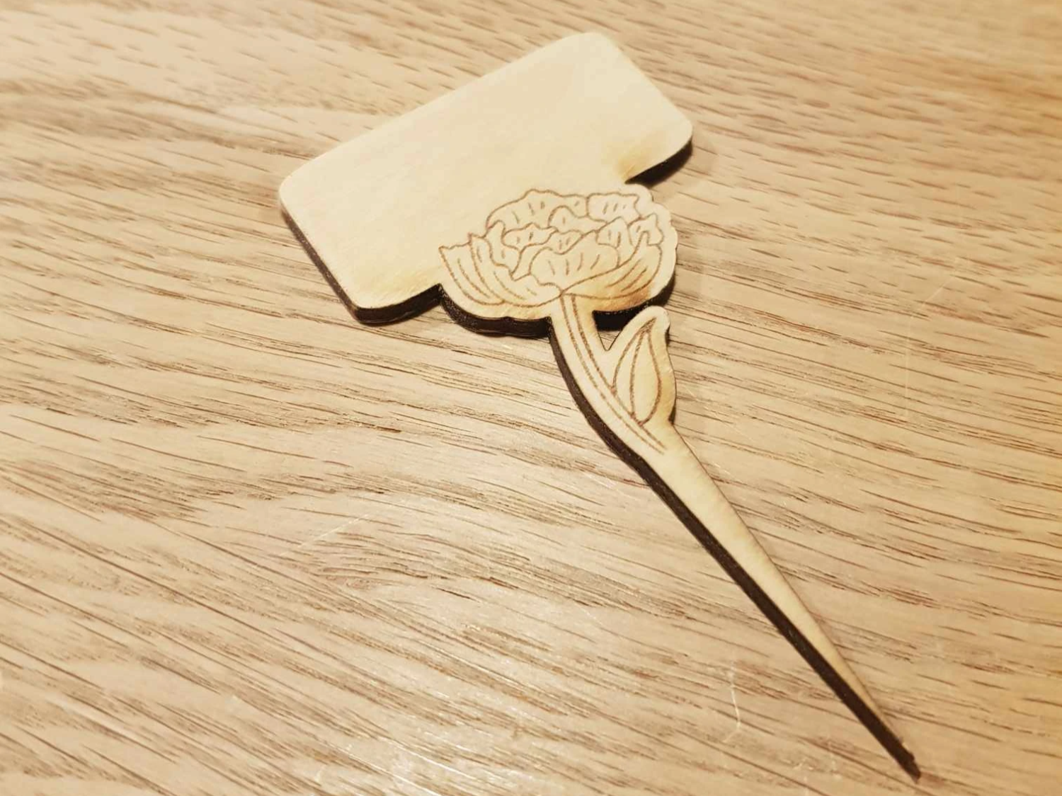 10 Wooden Flower Plant Tags for Garden Decor wooden flower design