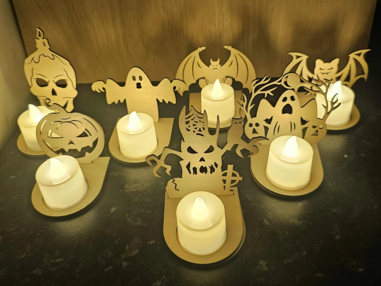 Świecznik Tealight na Halloween pomysł na dekorację Halloween